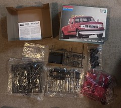 Monogram Ford F-350 Duallie Pickup Truck Model Kit 1/24 Scale 1991 Complete/Open