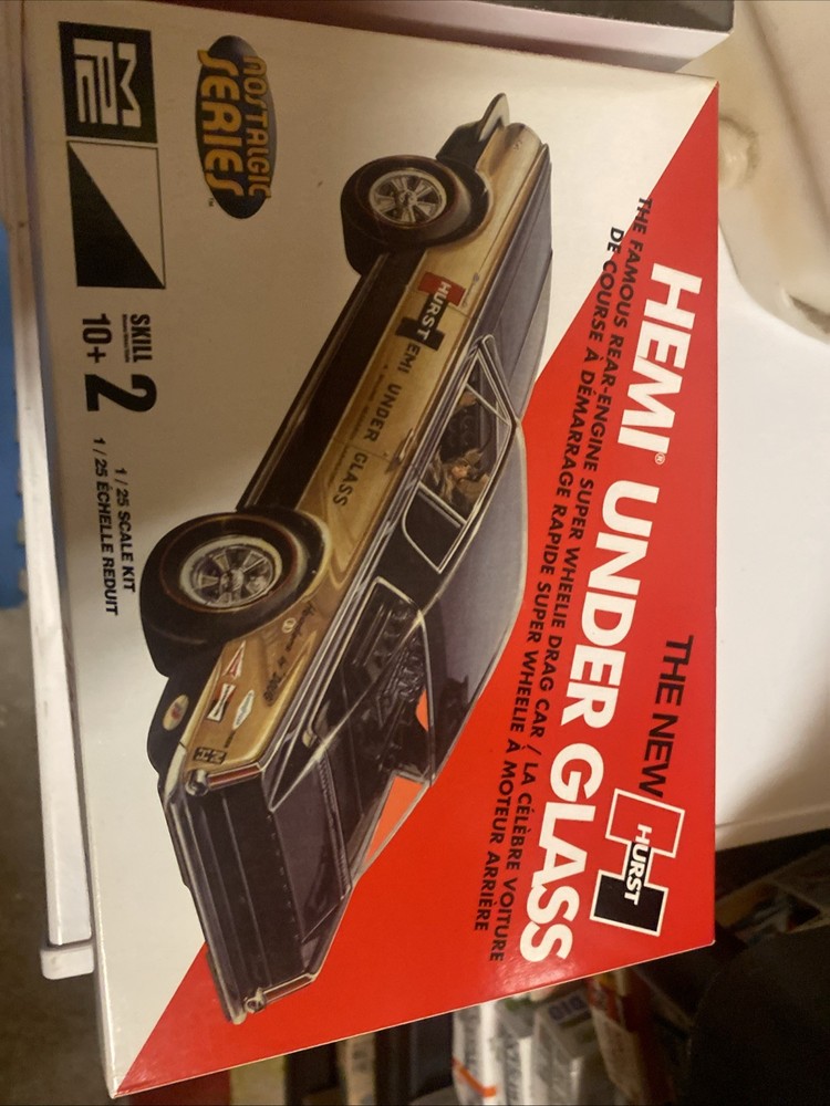 Mpc Vintage Nostalgic Series Model Kit Hemi Under Glass, The New Hurst Drag Car