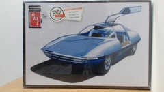 AMT #900 Piranha Super Spy Car 1:25 Scale Model Car Kit – NEW, FACTORY SEALED