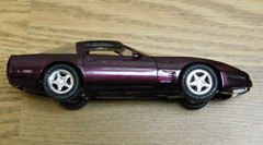 AMT ERTL 1995 Chevrolet Corvette ZR-1, Dark Purple Metallic, 6667, 1:25 Model