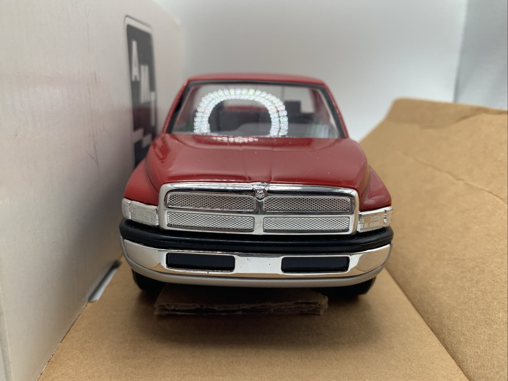 AMT ERTL Dealer Promo Car 1994 Dodge Ram 2500 Pick Up Flame Red/Silver #6194