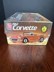 AMT Ertl 1962 Corvette 3 in 1 Kit # 6521 Factory Sealed 1:25 Stock Custom Drag