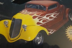 TESTORS: 1/24 Lincoln Mint, Ultra Metal Series, 1934 Ford “COUPE” #7129. Sealed.