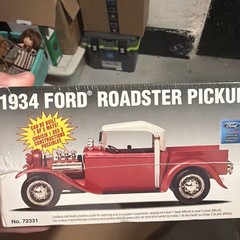 🏆Lindberg🏆1934🇺🇸Ford Roadster Pickup 3 Way Build 1/24 Model Sealed