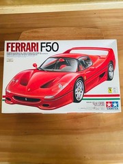 Lot of 2 Tamiya Ferrari F50 1/24 Model Kits – Red & Yellow Color Set, Unbuilt