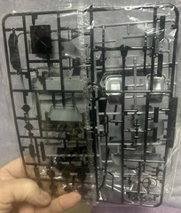 AOSHIMA EURO SPORTS CLUB 1978 MG MGB URETANE BUMPER MODEL 01398