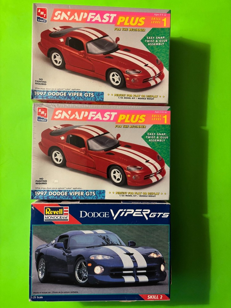 LOT OF 3 DODGE VIPER GTS COUPE MODEL KITS AMT ERTL -REVELL 1/25 SCALE NEW LOOK!!