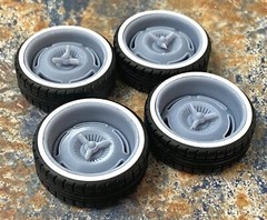 Resin 22 In. Raceline Desperado Wheels, W One In. Whitewalls,1/24 Scale,1/25