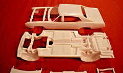 AMT 1969 Ford Galaxie 500 Body and Chassis Parts 1/25