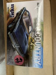 MPC #MPC878M/12 1969 DODGE CHARGER R/T / 1:25 SCALE MODEL KIT