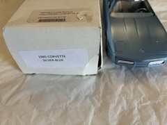 1:25 -1985 Chevrolet Corvette Dealer Promo Model Car Silver/Blue NIB See Photos