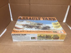 VINTAGE 1976 REVELL IITALAEREI ASSAULT TANK M40-M41 1/35 SCALE MODEL KIT H-2104