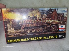 ESCI WW II German Half track Sd Kfz 251/16 1/72 #8055