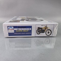 Bluetank 1/8 Suzuki RH73 Motocross Bike Model Kit Hustler Young Leisure 6 SEALED