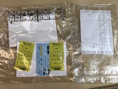 Aoshima 1:32 Scale Model Kit ISUZU FORWARD FLATBODY 320 Early Model PARTS ONLY