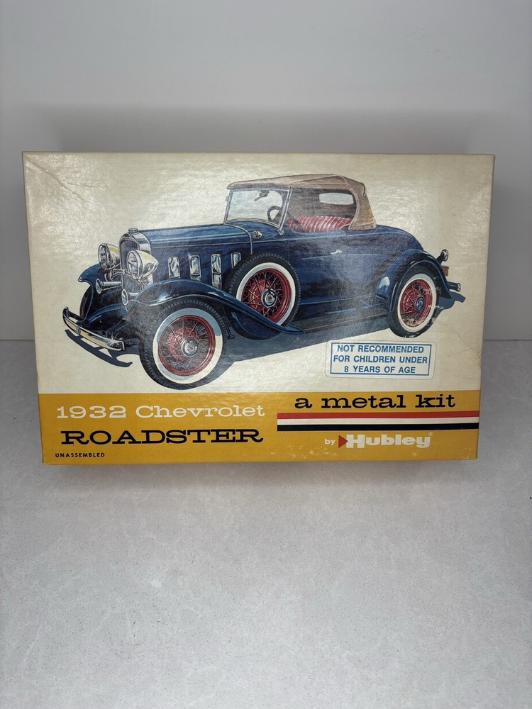 Vintage Hubley Metal Model Kit 1932 Chevrolet ROADSTER #682K-350 -Open Box