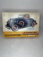 Vintage Hubley Metal Model Kit 1932 Chevrolet ROADSTER #682K-350 -Open Box