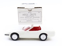 America Corvette Convertible Artic White Red Interior Dealer Promo AMT ERTL 8923