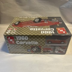 AMT 1960 Chevrolet Corvette 1/25 Plastic Car Model Kit 31910 Free Shipping