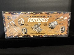 AMT 1556 ‘51 CHEVY CRUISER MODEL KIT-NIB-1/25 SCALE