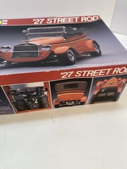 Revell 7238 1927 Street Rod 1/25 Scale Model Kit Open Box Unbuilt
