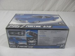 Round 2 MPC 1/25 Scale 1967 Pontiac GTO Model Car Kit #MPC-710 NOS