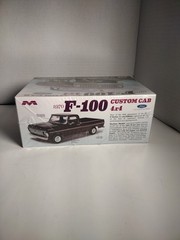 Moebius Models 1970 Ford F-100 1:25 Custom CAB 4×4 Pickup Truck New Sealed