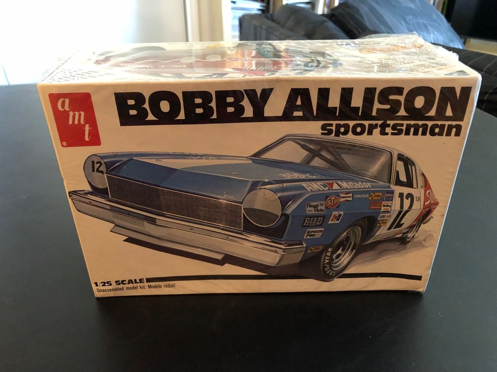 AMT BOBBY ALLISON’S 1975 AMC SPORTSMAN MATATOR STOCK CAR 1/25 NEW FACTORY SEALED