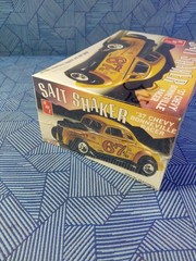 AMT Salt Shaker 37 Chevy Bonneville Racer Vintage Model kit 1/25 scale 3005 USA