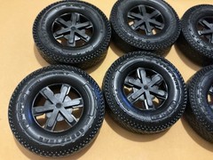 1 25 scale model parts Diamond Reo Goodyear Tire Set Only