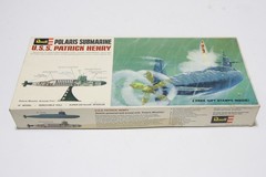 Polaris Submarine Model Kit U.S.S. Patrick Henry 1967 Revell 18″ Pre-Owned Vtg.