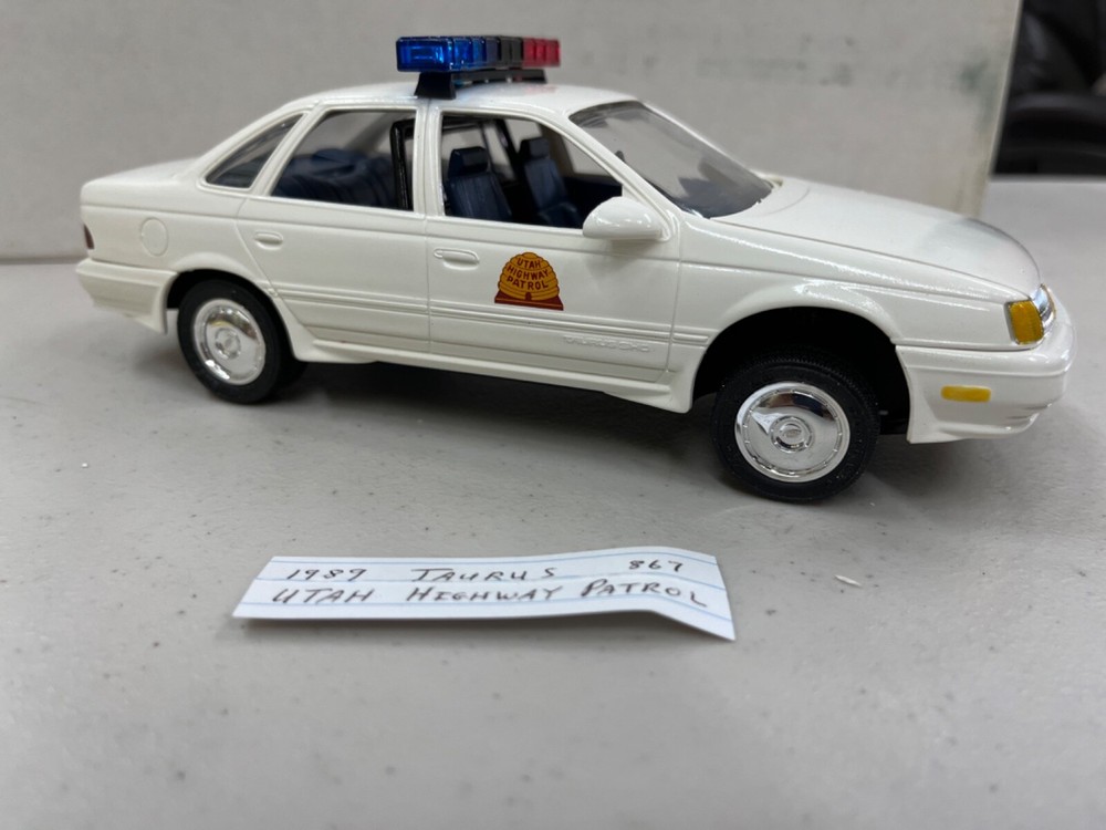 Custom Ford Taurus SHO Utah Highway Patrol Police Car BUILT 1/25