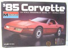’85 Corvette Plastic Model Car Kit No Decals 1/24 1984 Monogram USA 2209 TVM