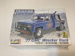 Revell Trucks ’77 GMC Wrecker Truck 1:25 Plastic Model Kit 85-7220 SEALED UNMADE