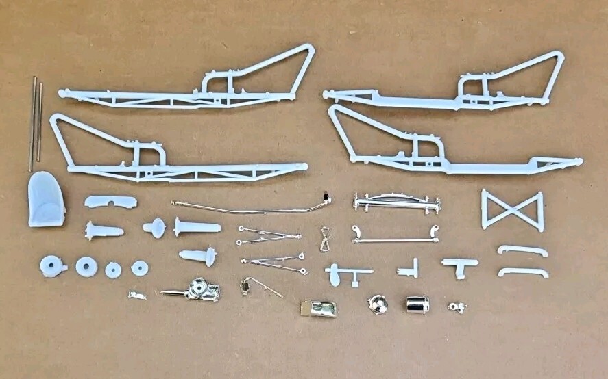 AMT 1/25 DOUBLE DRAGSTER, RAIL CHASSIS AND RELATED PARTS