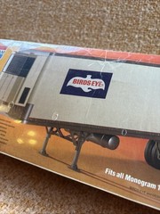 Monogram SnapTite 1/32 Bird’s Eye Fruehauf 40′ Reefer Semi Trailer Sealed Vtg