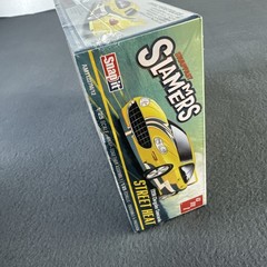 AMT Street Heat 1998 Chrysler Concorde Slammers SNAP 1:25 Scale Model Kit