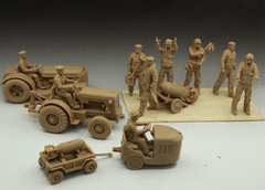 1/48 Resin WWII US Navy Deck Crew with Tractors & Bombs Unpainted Unassembled