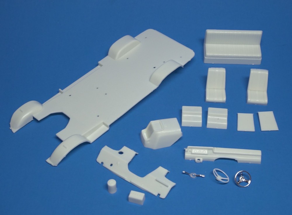 AMT 1975 Chevy Van, Police NYPD, Rescue Interior Set 1/25 Scale