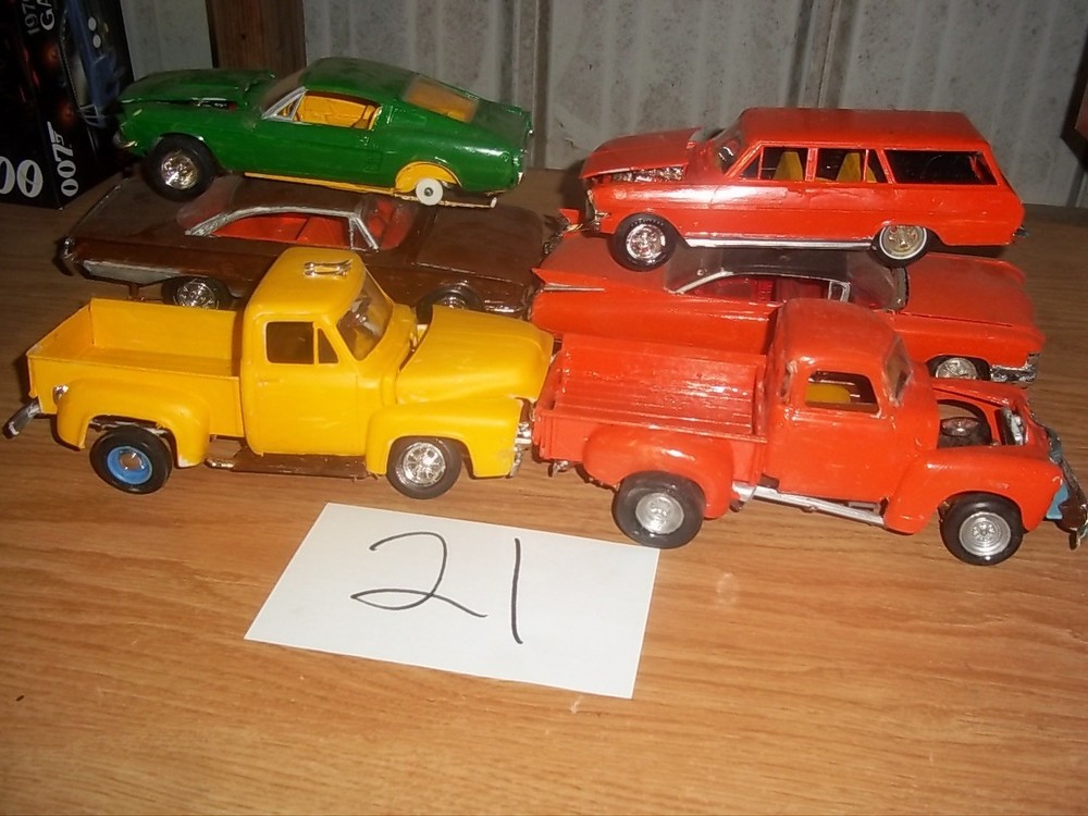 Model Car Junkyard/Parts Lot Salvage Built Plastic Models #21