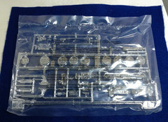 MPC 710L 1967 Pontiac GTO 1/25 Model Kit – NEW IN DAMAGED BOX