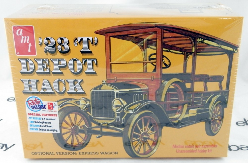 1:25 Scale 1923 Ford Model T Depot Hack Plastic Model Kit – AMT #1237/12