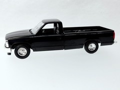 1988 CHEVROLET SILVERADO C-1500 SABRE BLACK PROMO MODEL KIT IN BOX VERY NICE!!!