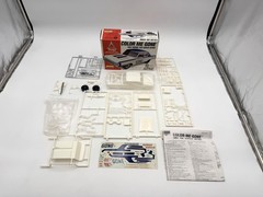 Lindberg Color Me Gone 1964 Dodge 330 Super Sport 1:25 Scale MISSING TIRES VTG