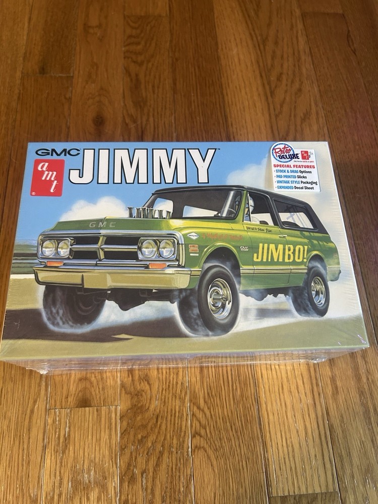 1:25 AMT 1972 GMC Jimmy Blazer Plastic Model Kit *NEW SEALED*