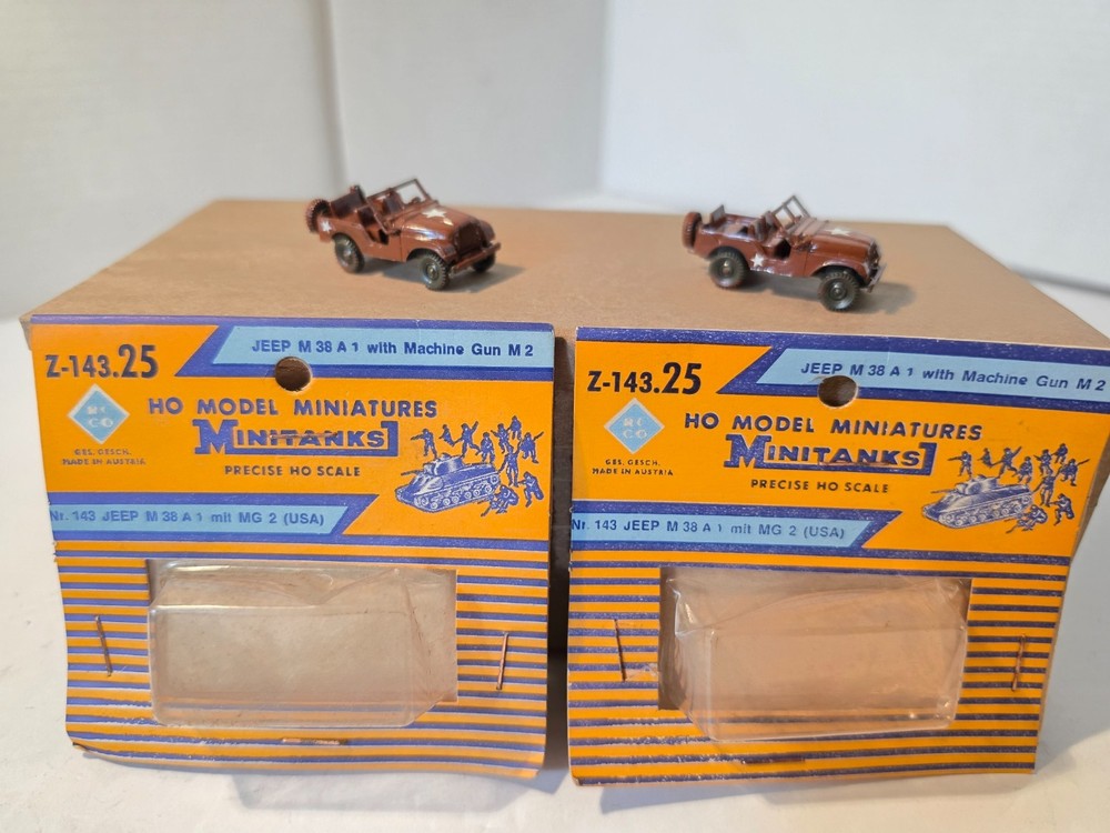 ROCO HO Minitanks Z-143.25 – (2) Jeep M 38 A 1 NO MACHINE GUN Customized Austria