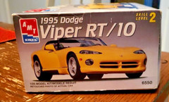 AMT 1995 Dodge Viper RT/10 1/25 Model Kit #6550 ERTL NEW NIB