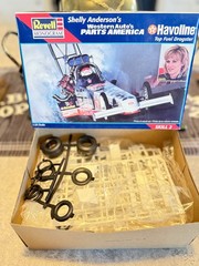 Revell Monogram Shelly Anderson Havoline Top Fuel Dragster Model Kit 1/25 NHRA
