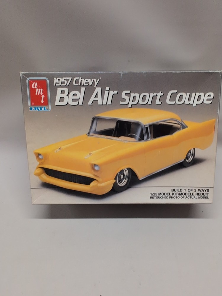 AMT 1957 Chevy Bel Air Sport Coupe 1/25 Scale Model Kit 6563