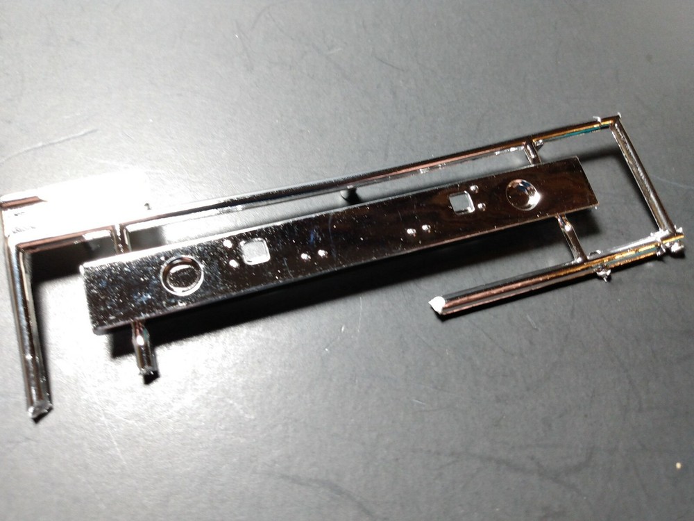 AMT Kenworth W-925 Tractor 1/25 chrome front bumper semi truck big rig parts